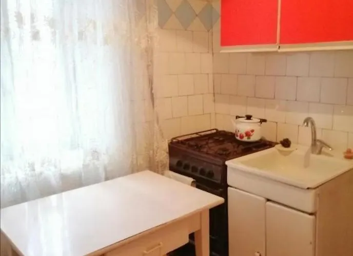 рядом с автовокзалом *